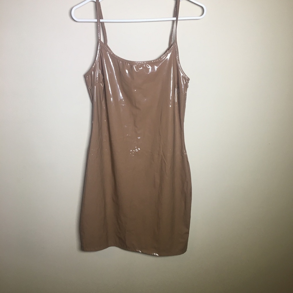 Kimcine curve shiny mini dress